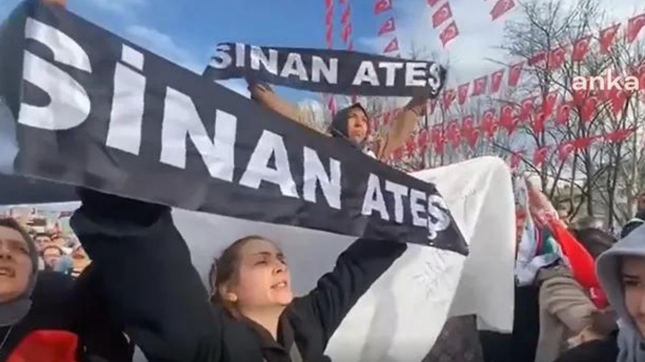 Erdoğan'ın Bursa mitinginde protesto: Sinan için adalet