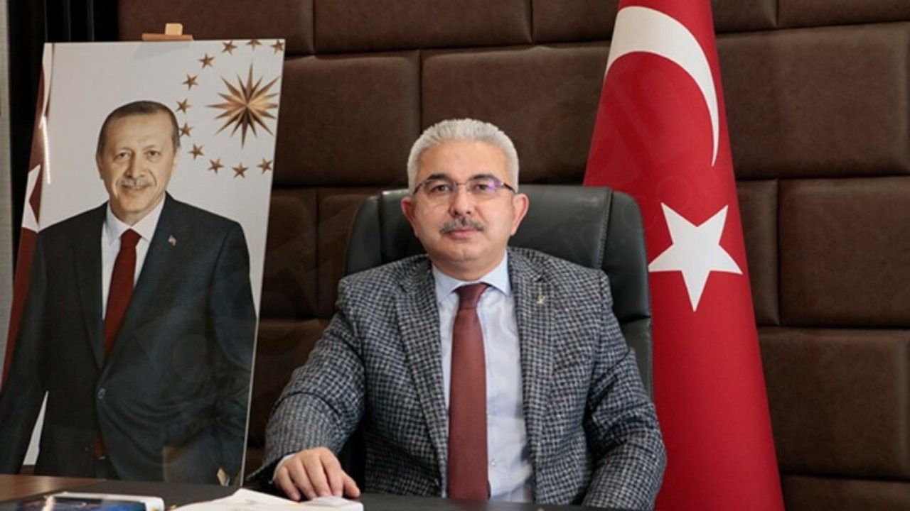 Yaptığı binalar depremde yıkılan AKP'li Şahin Avşaroğlu ilçe başkanlığı görevinden alındı