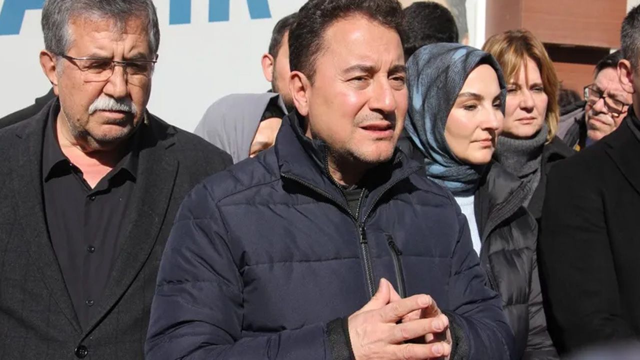 Babacan Hatay'dan seslendi: Çadır, seyyar tuvalet ihtiyacı hâlâ devam ediyor