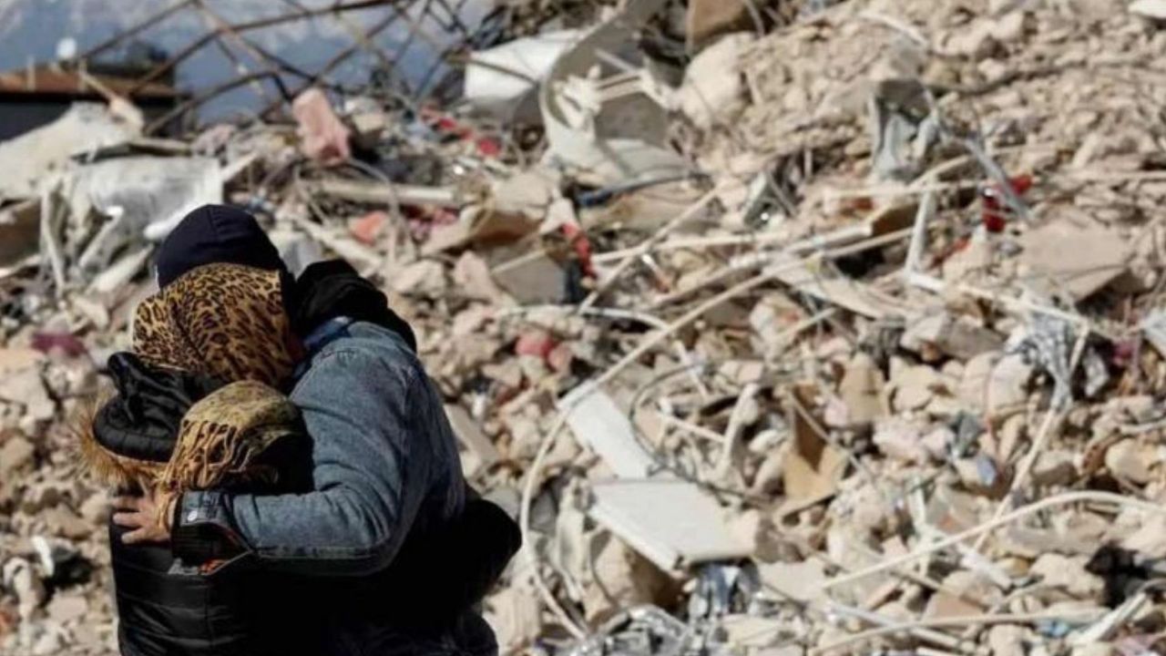 BM: Türkiye'deki depremlerde oluşan hasarın maliyeti 100 milyar doları aşabilir