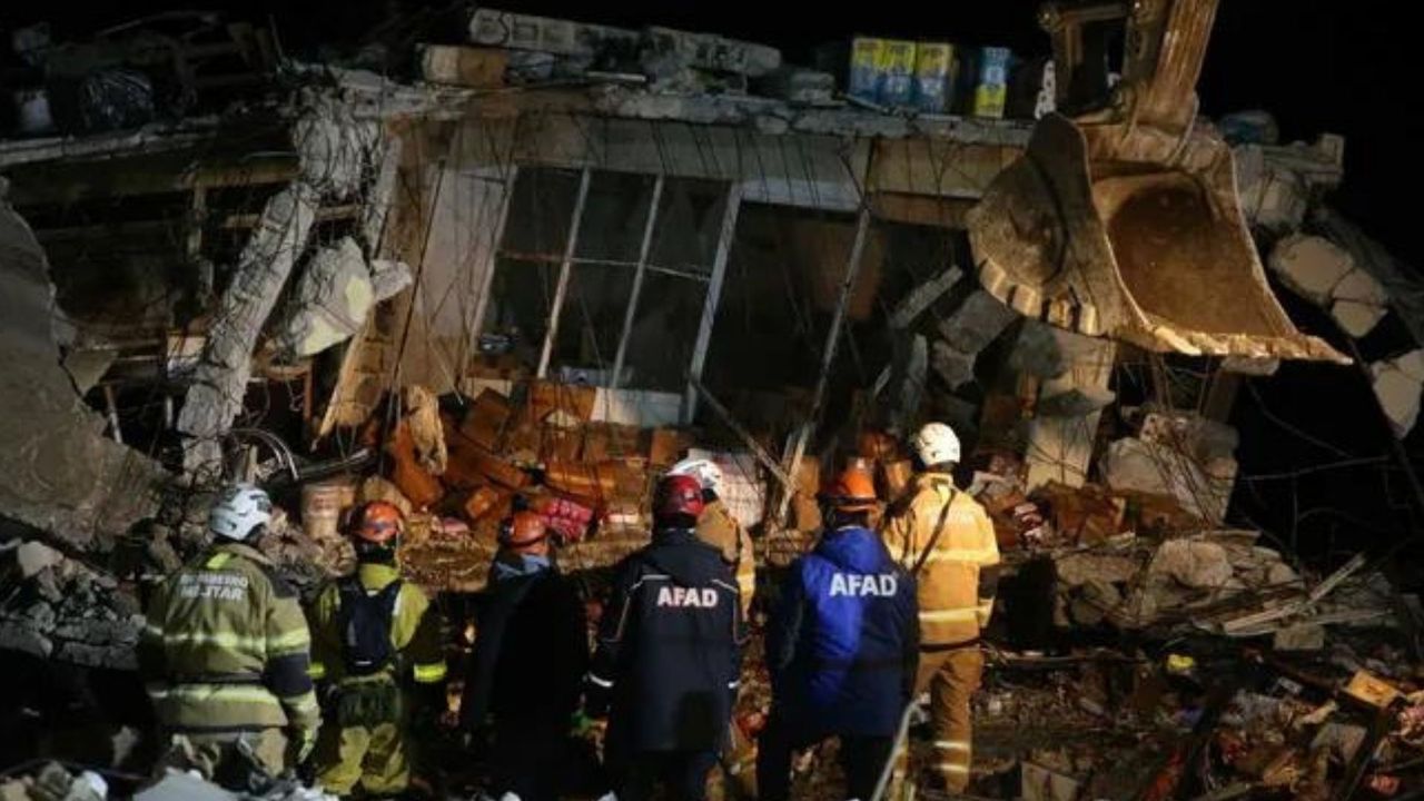 Hatay'daki depremlerde can kaybı 6'ya yükseldi