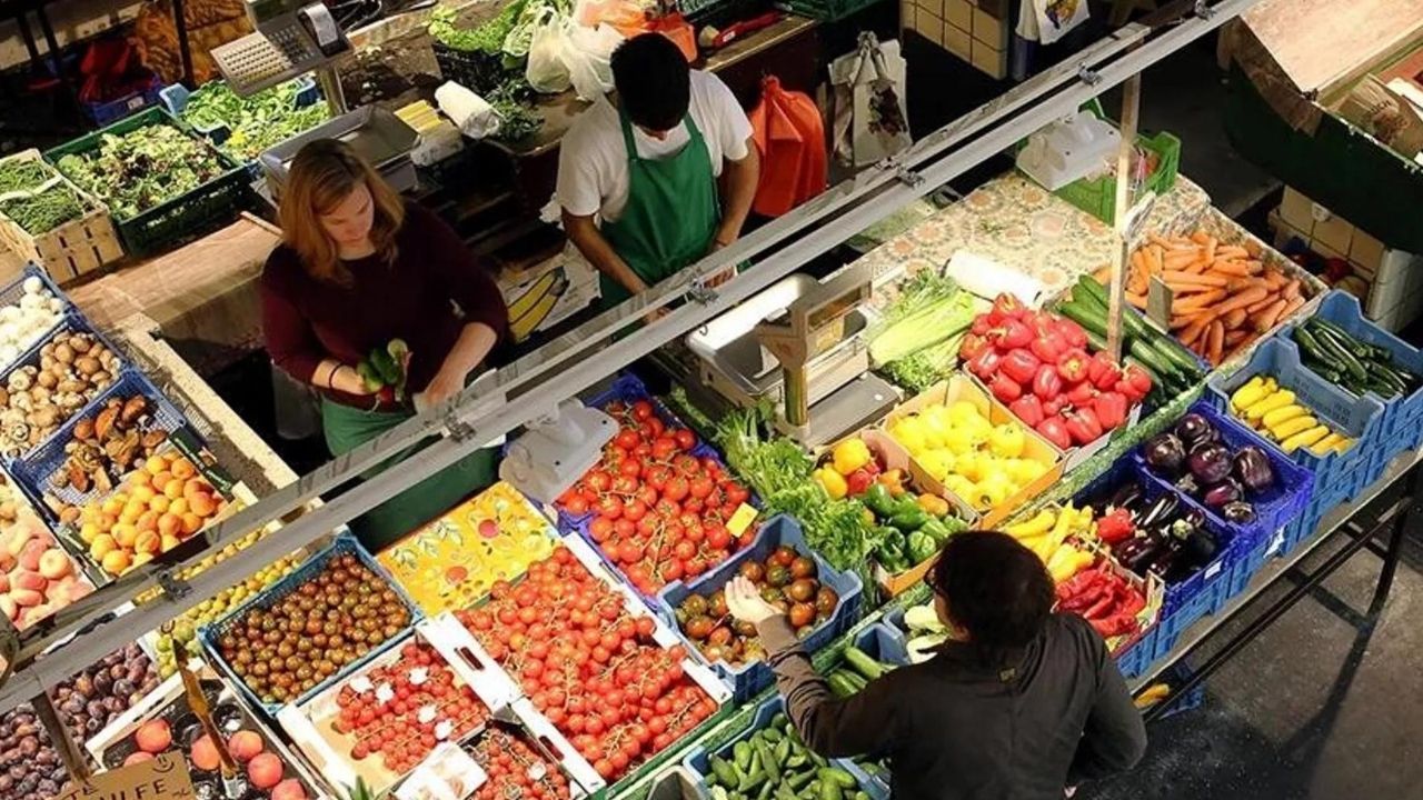 Reuters anketi: Enflasyonun martta yüzde 51,3'e gerilemesi bekleniyor