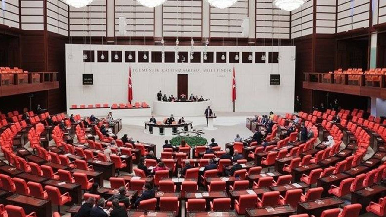 CHP'nin 'çadır satışları araştırılsın' önergesi AKP ve MHP'nin oylarıyla reddedildi