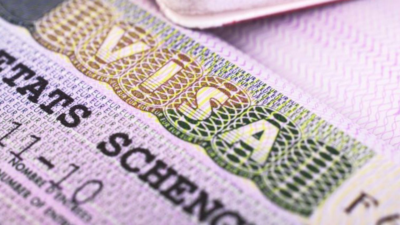 Schengen vizesi için dijital başvuru gündemde: Vize almak kolaylaşacak mı?