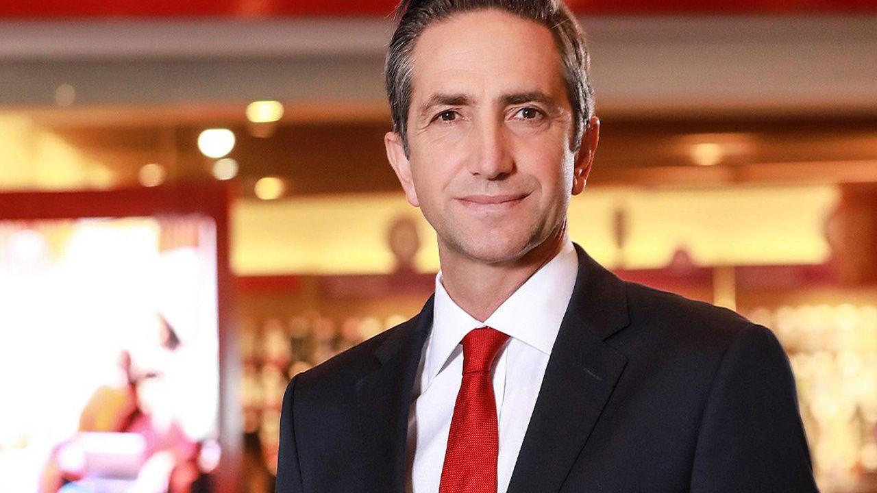 Vodafone CEO’su Aksoy: Tribün hayattır!
