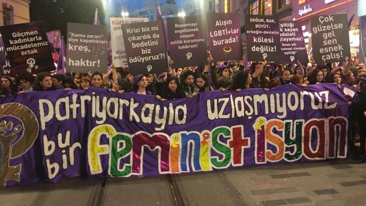Beyoğlu Kaymakamlığı'ndan 'Feminist Gece Yürüyüşü'ne yasak