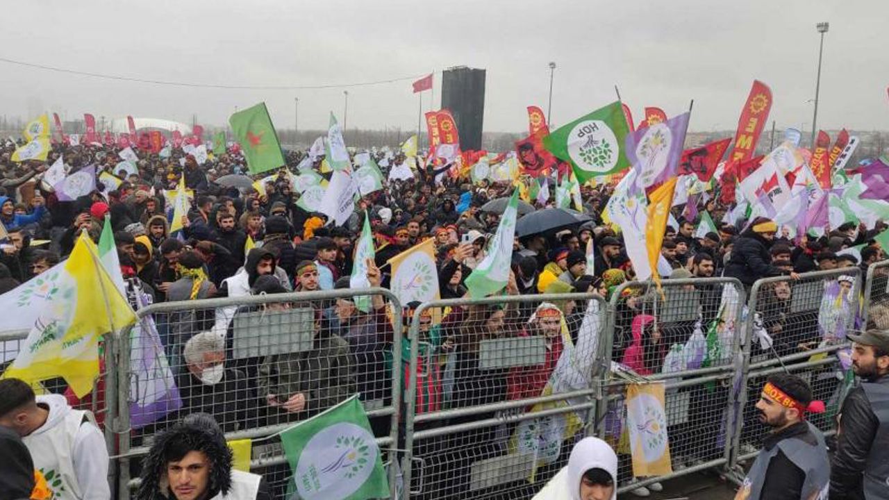 İstanbul’da Newroz: Yenikapı miting alanında barış ve özgürlük talebi