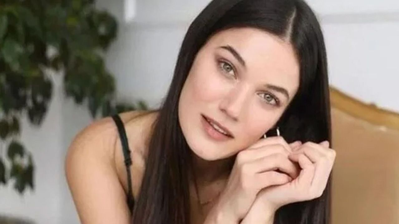 Aktris dizisinden ilk kareler geldi: Pınar Deniz’in iddialı pozları gündem oldu
