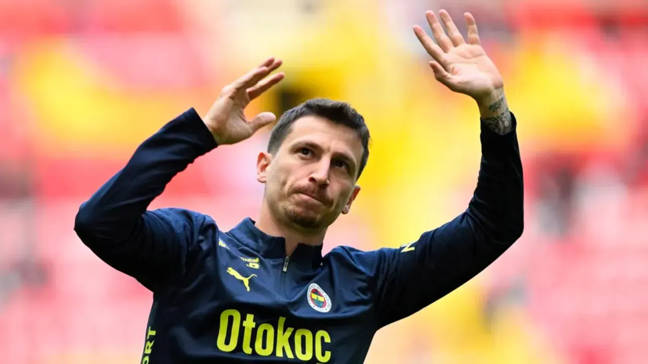 Fenerbahçe, Mert Hakan Yandaş için Tahkim Kurulu kararını bekliyor