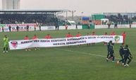 Amedspor MİY maçında taraftarlardan 'savaşa hayır' sloganı