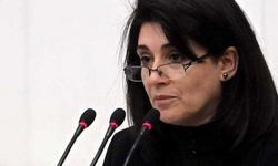Leyla Zana'nın danışmanı ve sekreteri işten çıkarıldı
