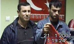 Ogün Samast'la poz veren 2 polis meslekten ihraç edildi