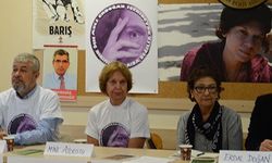 Aslı Erdoğan'ın annesi: Rahat bir hayatı değil mücadele etmeyi seçti