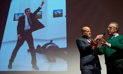 Büyükelçi Karlov suikastı: Yılın Fotoğrafı ödülü jüriyi böldü