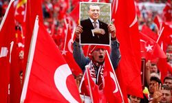 Alman sağ partiden evetçilere: Özgürlükten yana değilseniz, özgürlüklerin engellendiği yere gidin