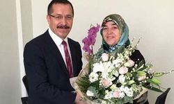 Eşi istifa eden Rektör Bağ, faturayı personele kesti