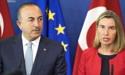 Mogherini: Demokraside somut adımlar görmek istiyoruz