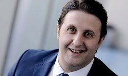 Oyuncu İlker Ayrık’tan Gülmen ve Özakça’ya destek
