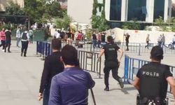 Organize suç örgütü üyeleri adliye önünde çatıştı