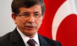 Davutoğlu’ndan Barlas’a cihatçılara silah yardımı yanıtı: Kararı tek başıma almadım