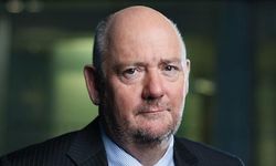 Dünyanın en büyük catering şirketinin CEO'su ve ailesi uçak kazasında öldü