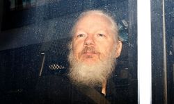 Assange'ın iade davası ertelendi