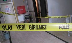 Eşi ve kızını tabancayla öldürüp, polise teslim oldu