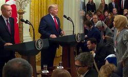 Trump'tan Sabah yazarı Hilal Kaplan'a: Haber yaptığına emin misin?