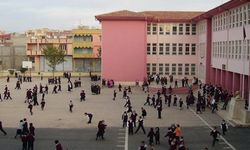 MEB izin verdi, Nakşibendi tarikatı kitabını okullarda dağıttı