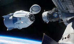 SpaceX'in başarıyla fırlattığı Crew Dragon Kapsülü, Uluslararası Uzay İstasyonu'na bağlandı