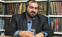 Cemil Çiçek'ten Ayasofya imamına 'sorumluluk' çağrısı