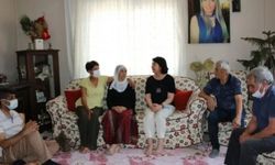 Deniz Poyraz'ın ailesine bayram ziyareti