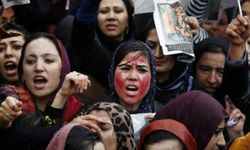 Afganistan'da 2 bin kişi linç edilen Ferhunde için yürüdü