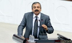 Sırrı Süreyya: Ha Kel Ali, ha Kör Ali!