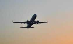 22 yolcu taşıyan uçak kayboldu
