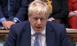 Hükümette istifalar 21'e yükselirken Boris Johnson, "Görevime devam edeceğim" dedi