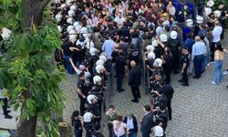 Boğaziçi Üniversitesi'ne polis müdahalesi: Gözaltılar var