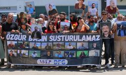 Gazeteciler tutuklanan meslektaşları için Diyarbakır’da: Yükü omuzlamaya geldik