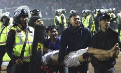 Endonezya’da futbol maçında çıkan izdihamda 174 kişi hayatını kaybetti