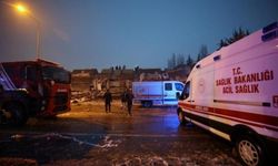 Polis memuru: Enkazdan kurtardığımız kadın ambulans beklerken öldü