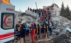 Depremlerde hayatını kaybedenlerin sayısı 12 bin 873'e yükseldi