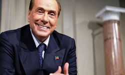 Berlusconi hastaneye kaldırıldı