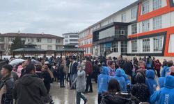 Bolu'da deprem nedeniyle eğitim öğretime 1 gün ara verildi