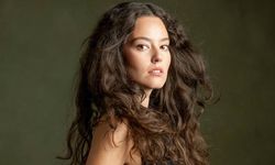 Pelin Akil geçersiz oy kullananlara tepki gösterdi: 1 milyon 363 bin 143 tasdikli gerizekalı