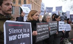 Berlin'de Gazze eylemi: "Bu kadar suç, artık yeter!"