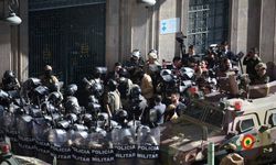 Bolivya'da darbe girişimi! Askerler cumhurbaşkanlığı binasına girdi