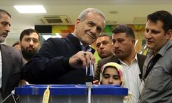 İran'da Cumhurbaşkanlığı seçimi ikinci tura kaldı
