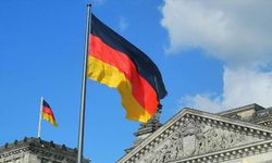 Almanya'da "Her şey Almanya için" sloganını kullanan sağcı siyasetçiye ikinci kez para cezası