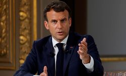 Macron, aşırı sağın ülkede "en yüksek mevkilere erişebileceği" konusunda uyardı