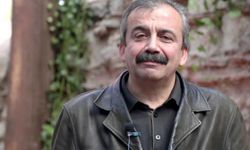 Sırrı Süreyya Önder'in doktorundan açıklama: Hayati risk artarak devam etmektedir